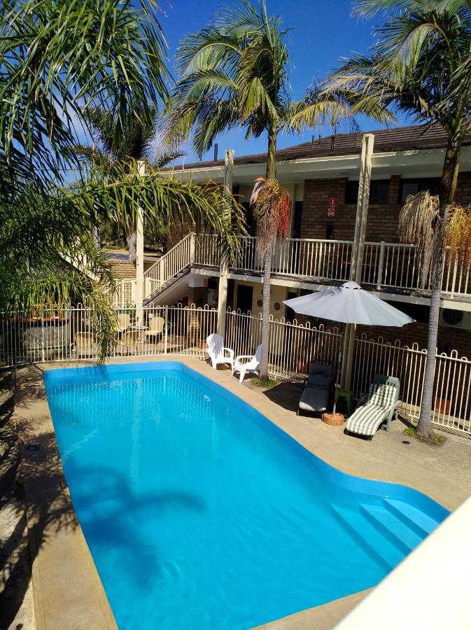Abel Tasman Waterfront Motel Лейкс-Ентранс Екстер'єр фото