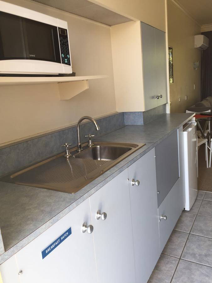Abel Tasman Waterfront Motel Лейкс-Ентранс Екстер'єр фото