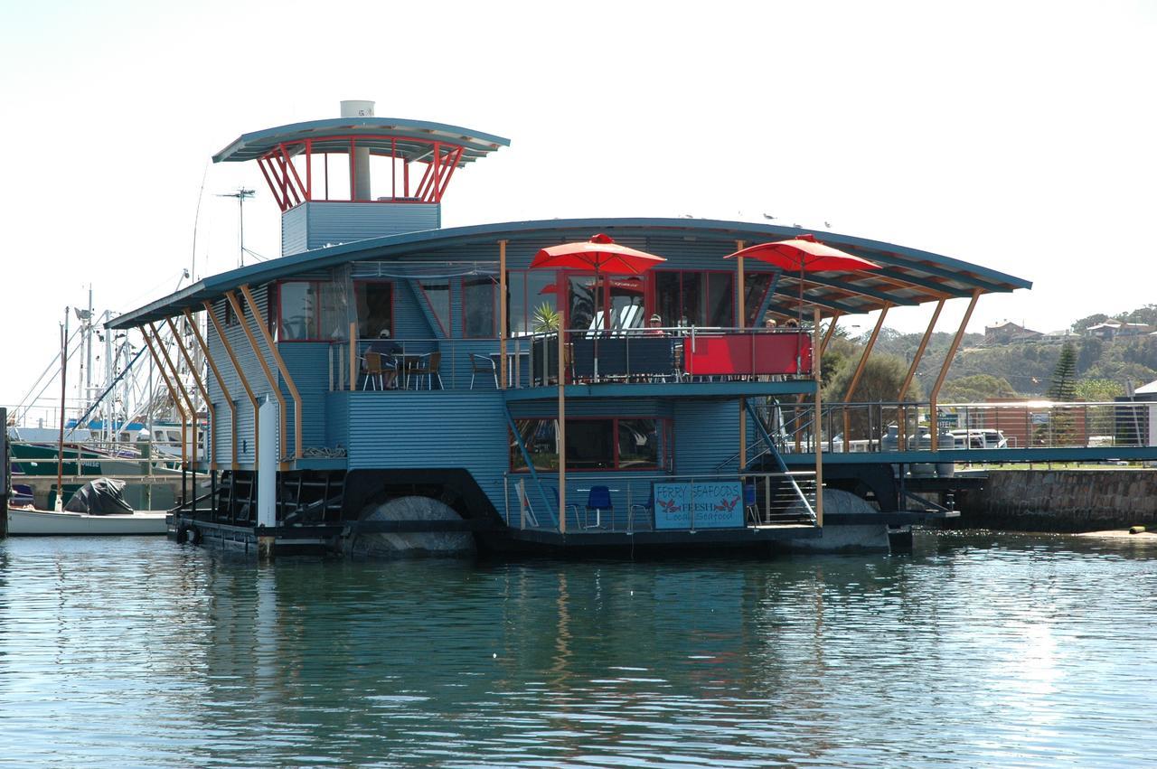 Abel Tasman Waterfront Motel Лейкс-Ентранс Екстер'єр фото